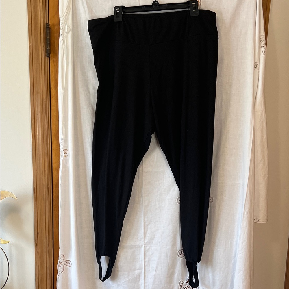 Black Stirrup Leggings